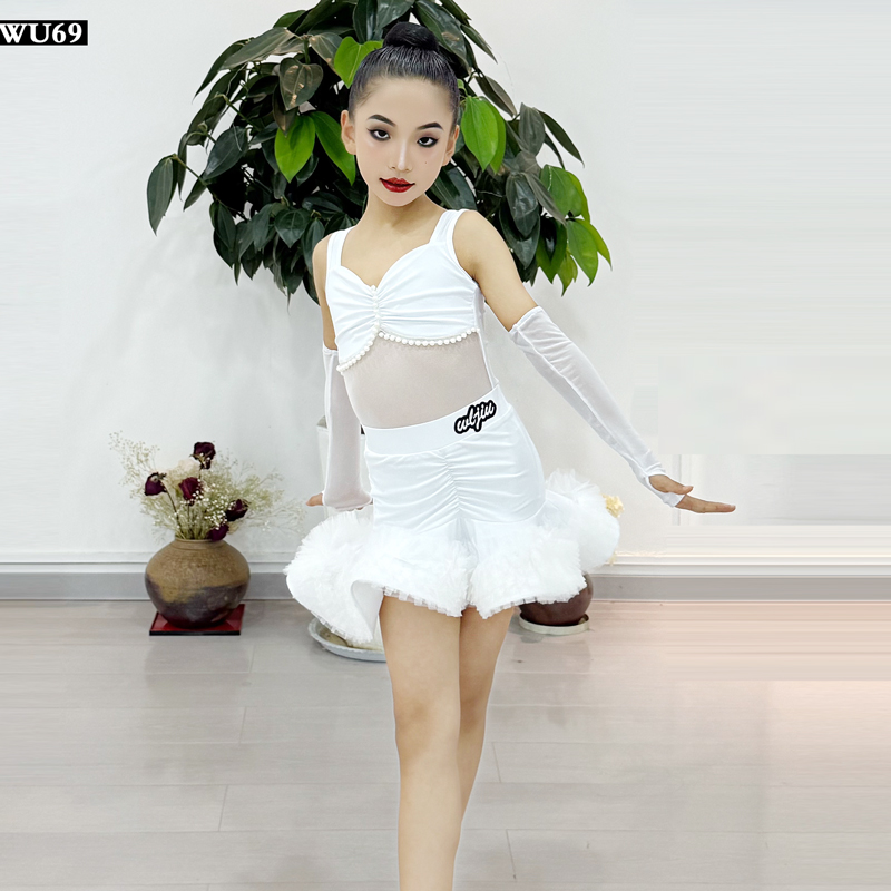 New LatinDance Performance Dre - Outdoor Sports Hall ulasan dan harga